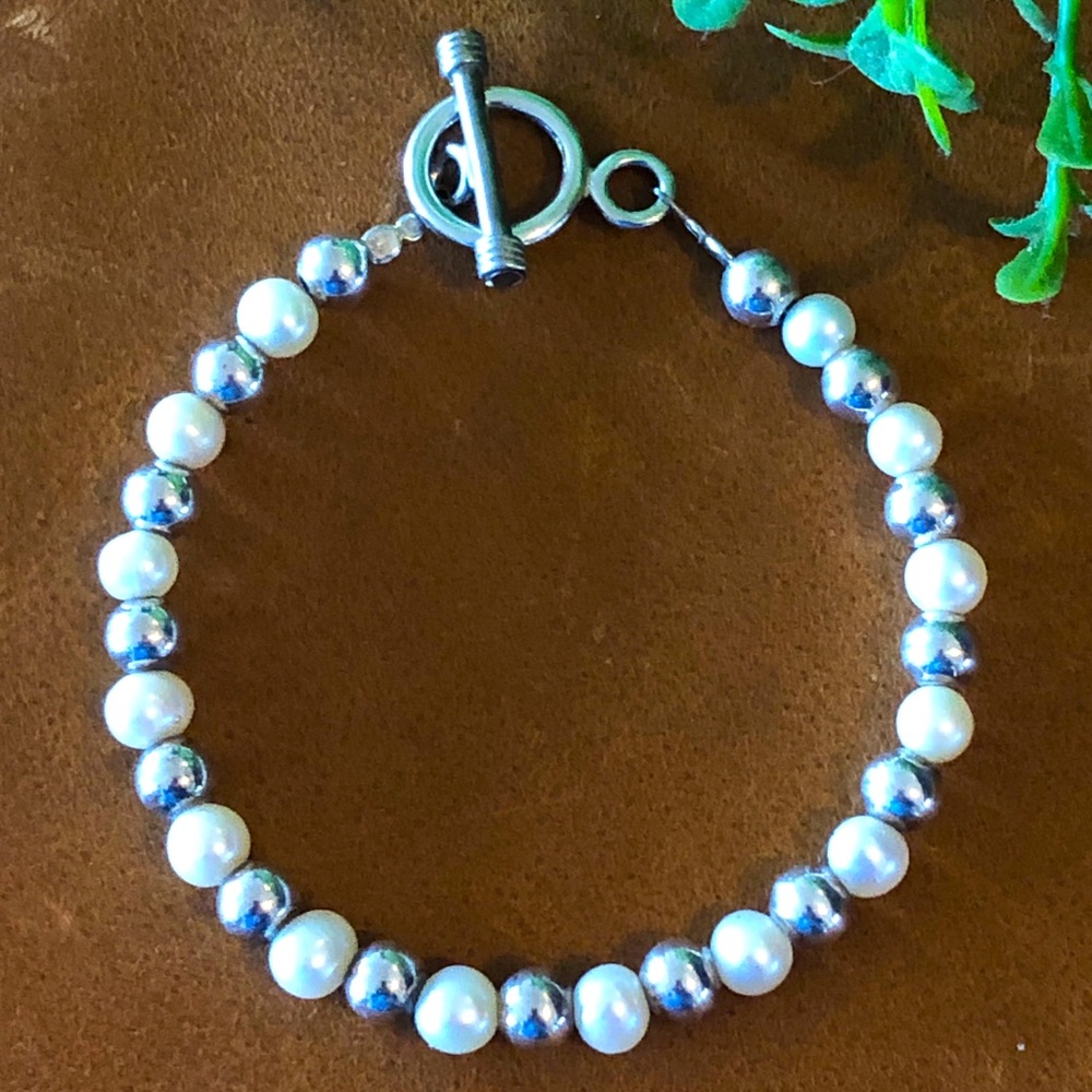 Silpada Pearl and Sterling Silver Bracelet, EUC